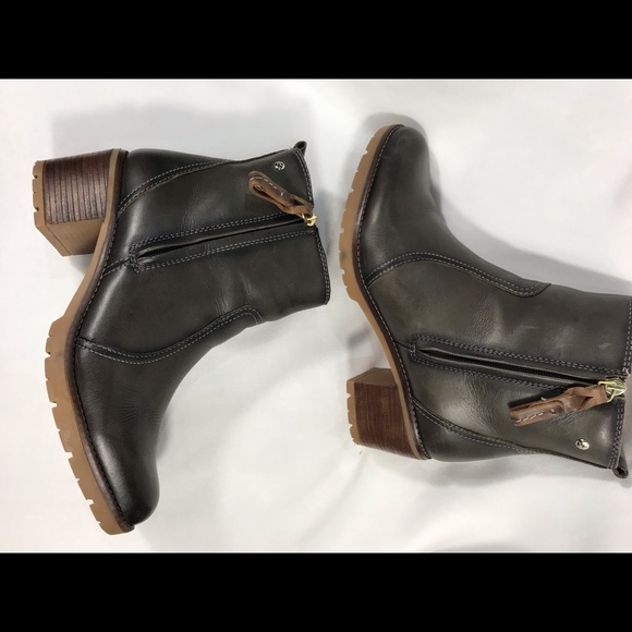 PIKOLINOS Shoes - Pikolinos Leather Zip Booties, Seamoss (grey/green metallic), Size 39/ US 9